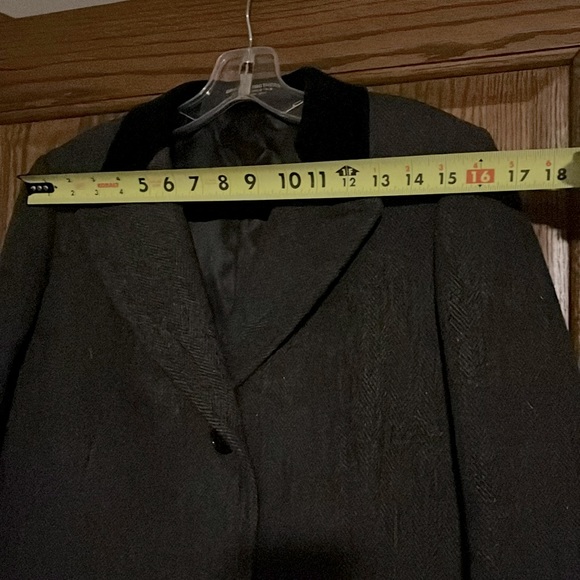 Ladies Brooks Brothers Chesterfield Tweed Herringbone Coat- size 8 - Picture 16 of 16